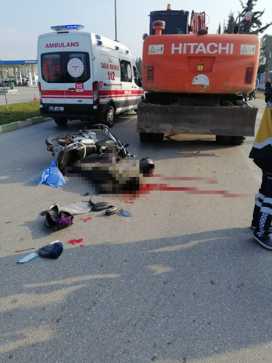 Adana da motosiklet sürücüsünün öldüğü kaza #1
